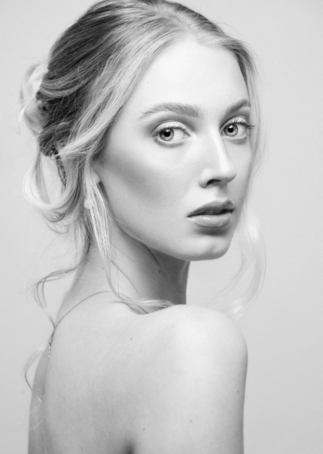 Fashion Photographer - Editorial Photography - Shelby Hand